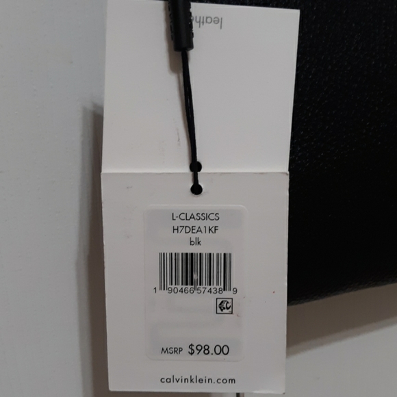 Calvin Klein Pebble Leather Crossbody Handbag - Picture 7 of 8